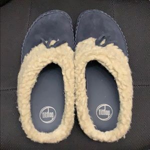 Fit flop slippers